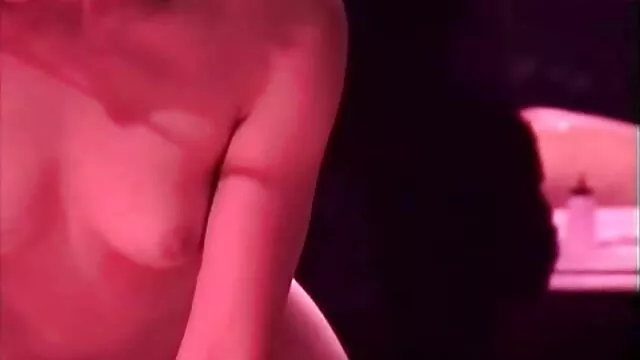 Porno gratuit sans inscription  Grosse bite sorti youtube vidéo porno gratuit une chienne rouge