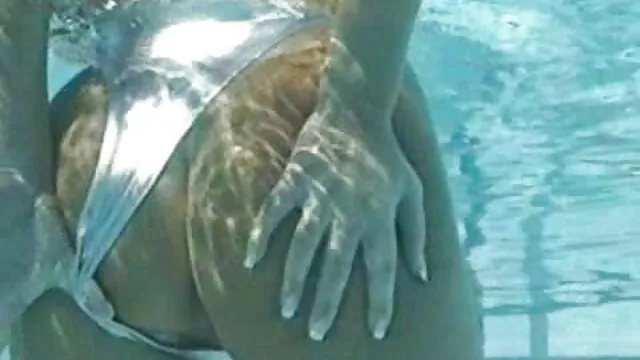 Porno gratuit sans inscription  J'ai un magazine porno pour baiser et ne pas me masturber film en streaming gratuit porno