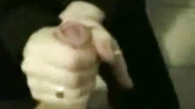 Porno gratuit sans inscription  Une fille fait semblant devant le video française x gratuite tableau
