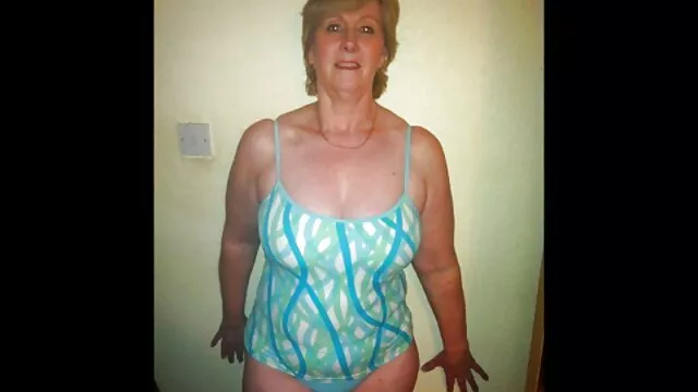 Porno gratuit sans inscription  Elle ferma les yeux et avait voir extrait porno en streaming canard avec son professeur