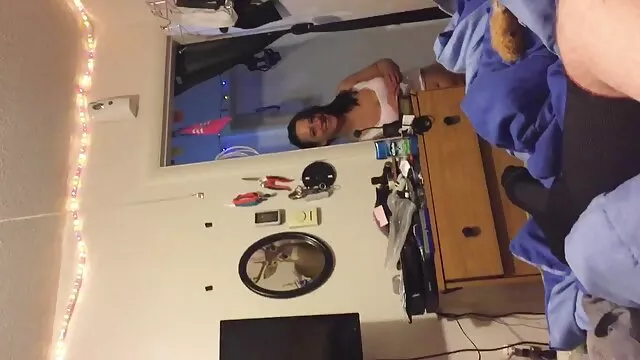 Porno gratuit sans inscription  Obtenez des trous de remplacement de mamelon video x de viol gratuit durs à surveiller
