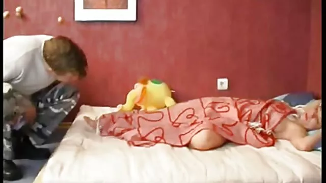 Porno gratuit sans inscription  Darling s'est video x gratos caressée.