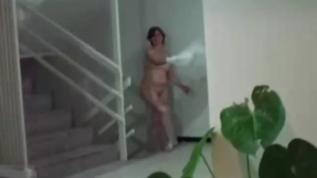 Porno gratuit sans inscription  C'est Helen video porno francaises gratuites Petrovich qui suce